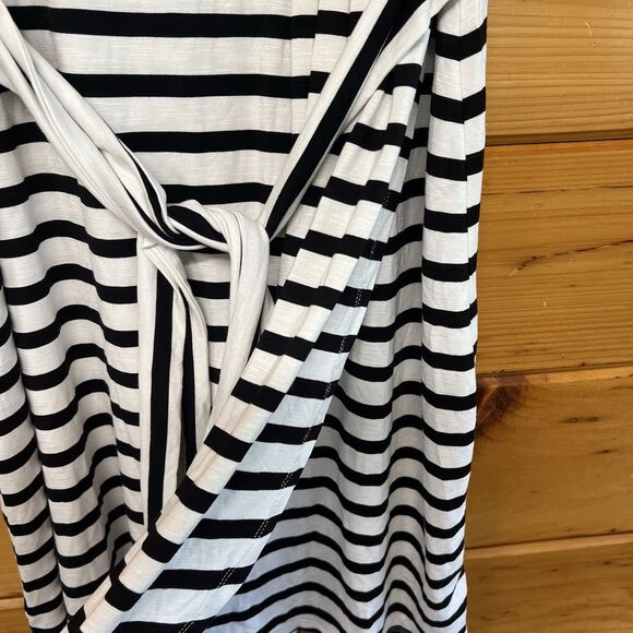 Chaps Women's Crewneck Knit Short Sleeve Round Neck Dress, Black & White, Size L - Picture 4 of 5